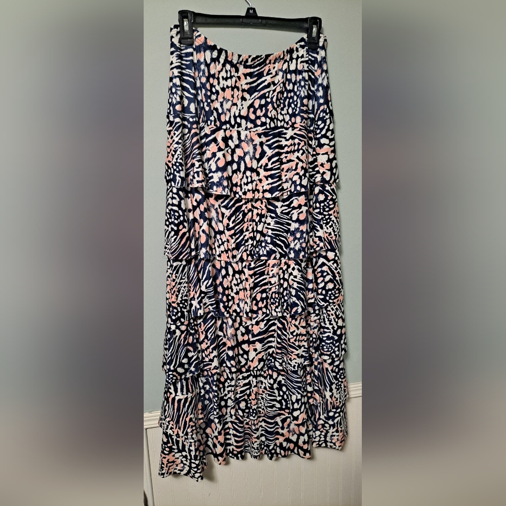 NUGGLES Urban Navy and Pink Patterned Women's Top And Ruffled Annabelle Skirt - Picture 4 of 7